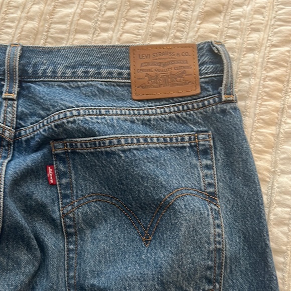 Levi’s wedgie ankle jeans - Picture 4 of 6